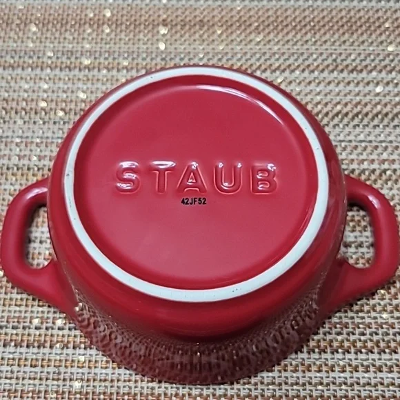 STAUB Ceramic Red 10cm Mini Round Cocotte, NWOT - Picture 5 of 8
